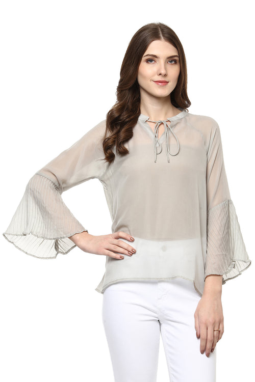 Floral Embroidery Bell Sleeve Top – MODA ELEMENTI